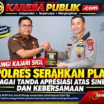 Jelang Pindah Tugas, Kapolres Sigi Sambangi Kajari dan Serahkan Plakat Apresiasi